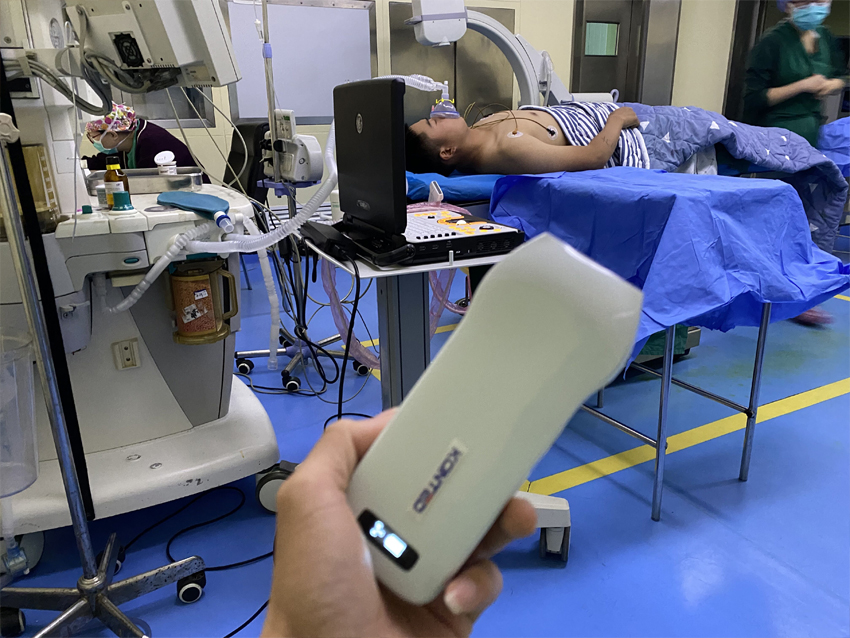 Probe Ultrasound nirkabel digunakan dalam perawatan penting